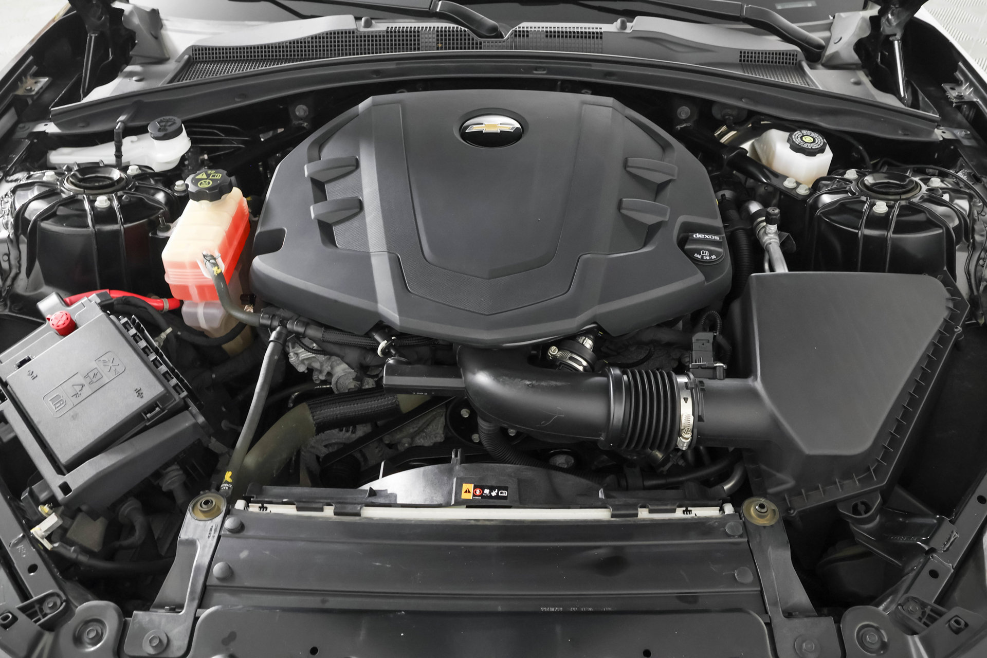 Used 2023 Chevrolet Camaro LT RWD image 41