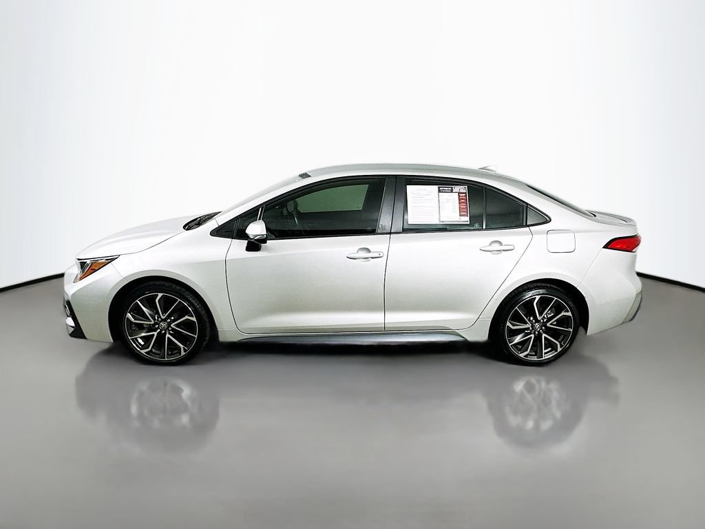 Used 2022 Toyota Corolla SE FWD image 5