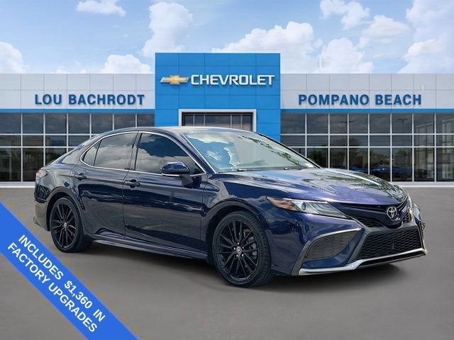 Used 2021 Toyota Camry XSE FWD image 1