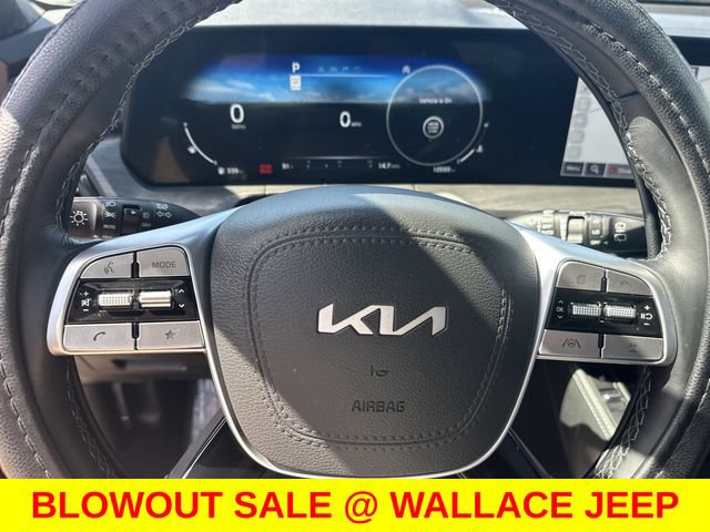 Used 2025 Kia Telluride SX Prestige X-Pro AWD/4WD image 17