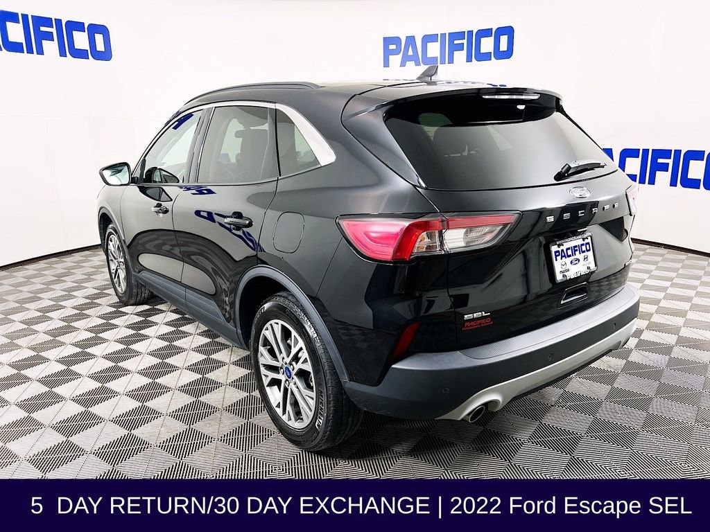 Used 2022 Ford Escape SEL image 6