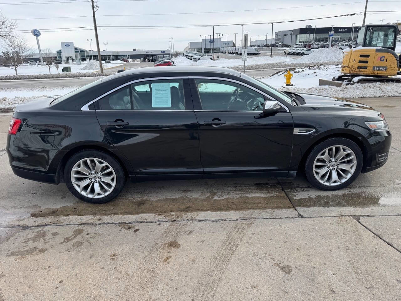 Used 2014 Ford Taurus Limited AWD/4WD image 6