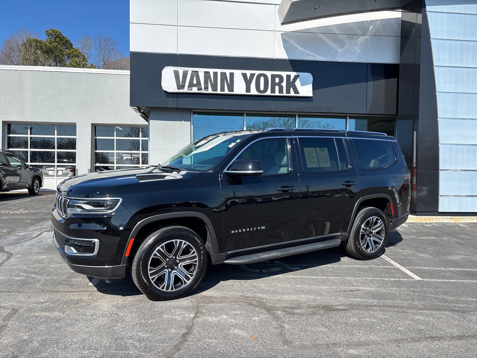 Used 2022 Jeep Wagoneer Series III w/ Flexible Seating Group image 64