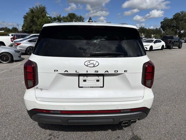 Used 2025 Hyundai Palisade SEL FWD image 3