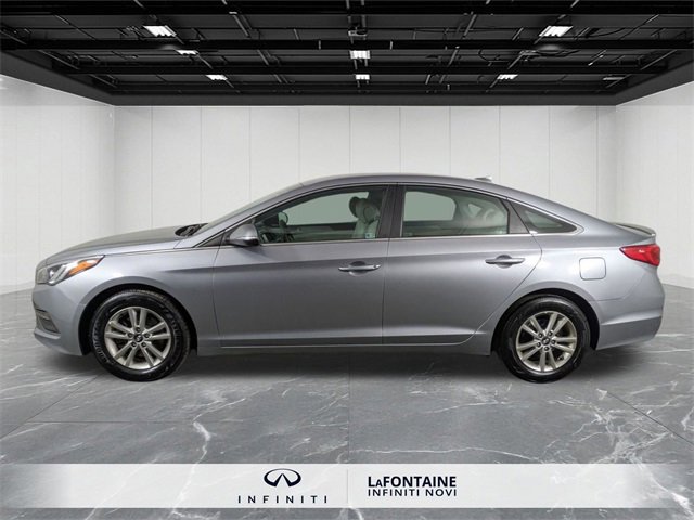 Used 2016 Hyundai Sonata ECO image 2