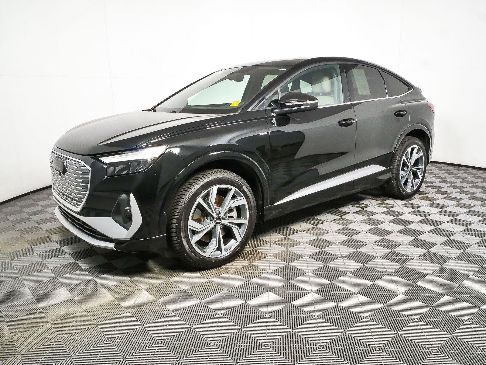 Used 2023 Audi Q4 e-tron Premium Plus w/ Premium Plus AWD/4WD image 27