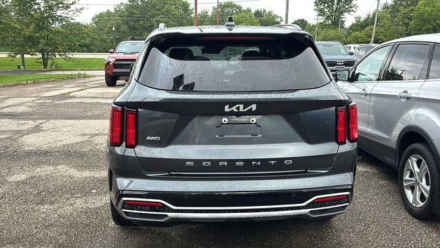Used 2022 Kia Sorento SX AWD/4WD image 14