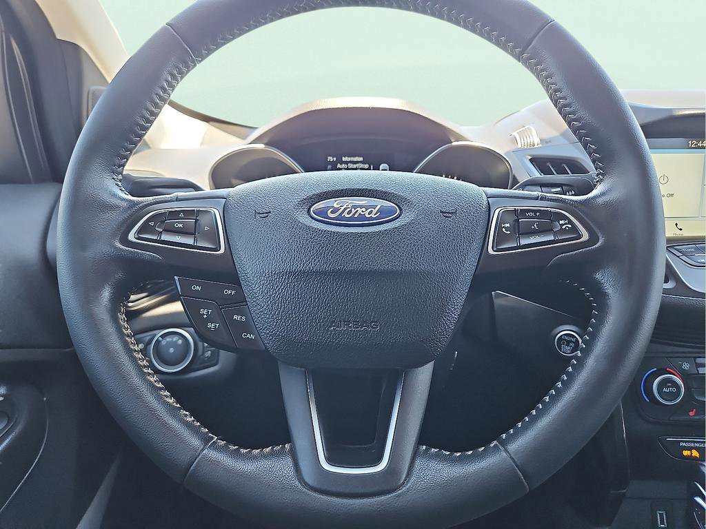Used 2019 Ford Escape SE FWD image 17