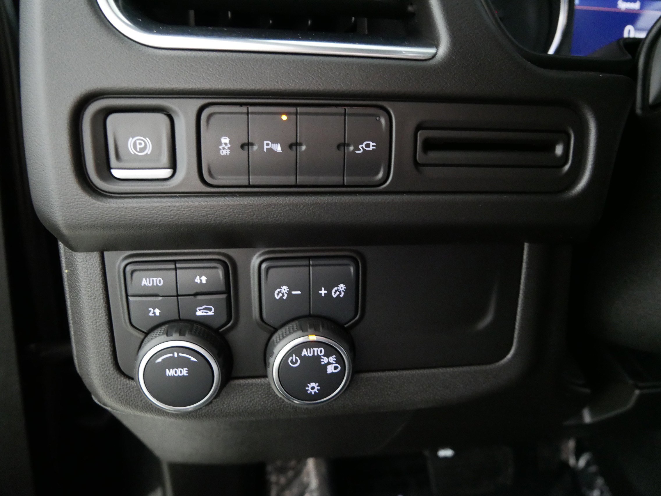 Certified 2021 Chevrolet Tahoe RST image 26