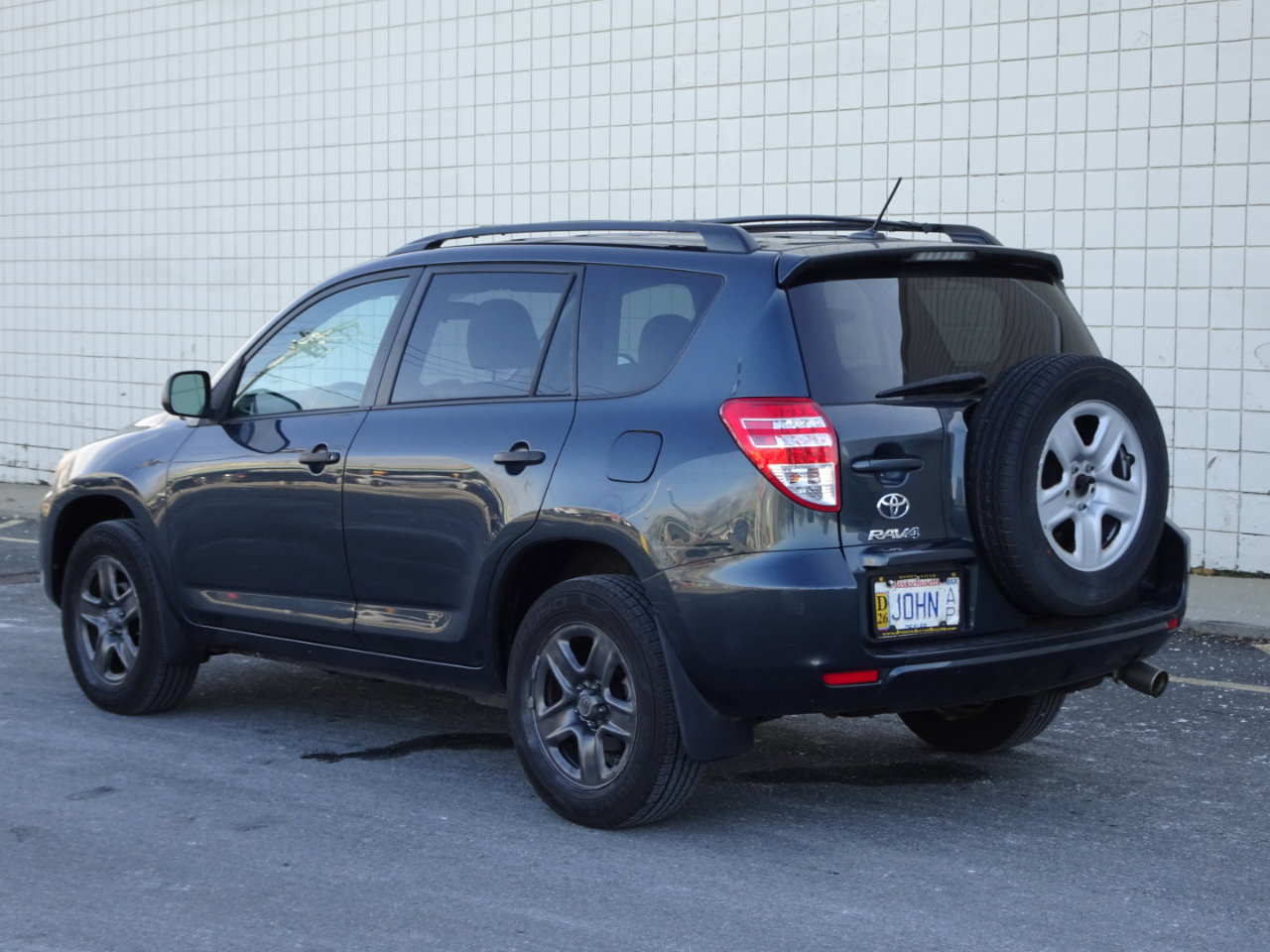 Used 2011 Toyota RAV4 4WD w/ Base L4 Extra Value Pkg image 5