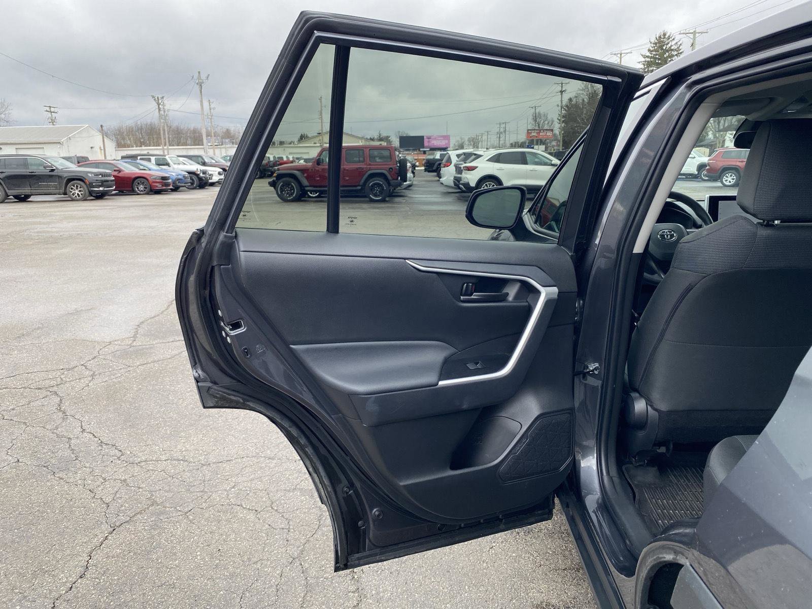 Used 2025 Toyota RAV4 LE image 21