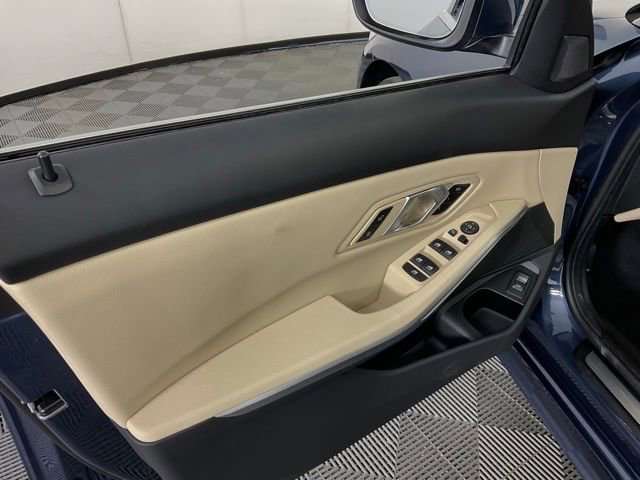 Certified 2025 BMW 330i xDrive 330i xDrive w/ Premium Package image 27