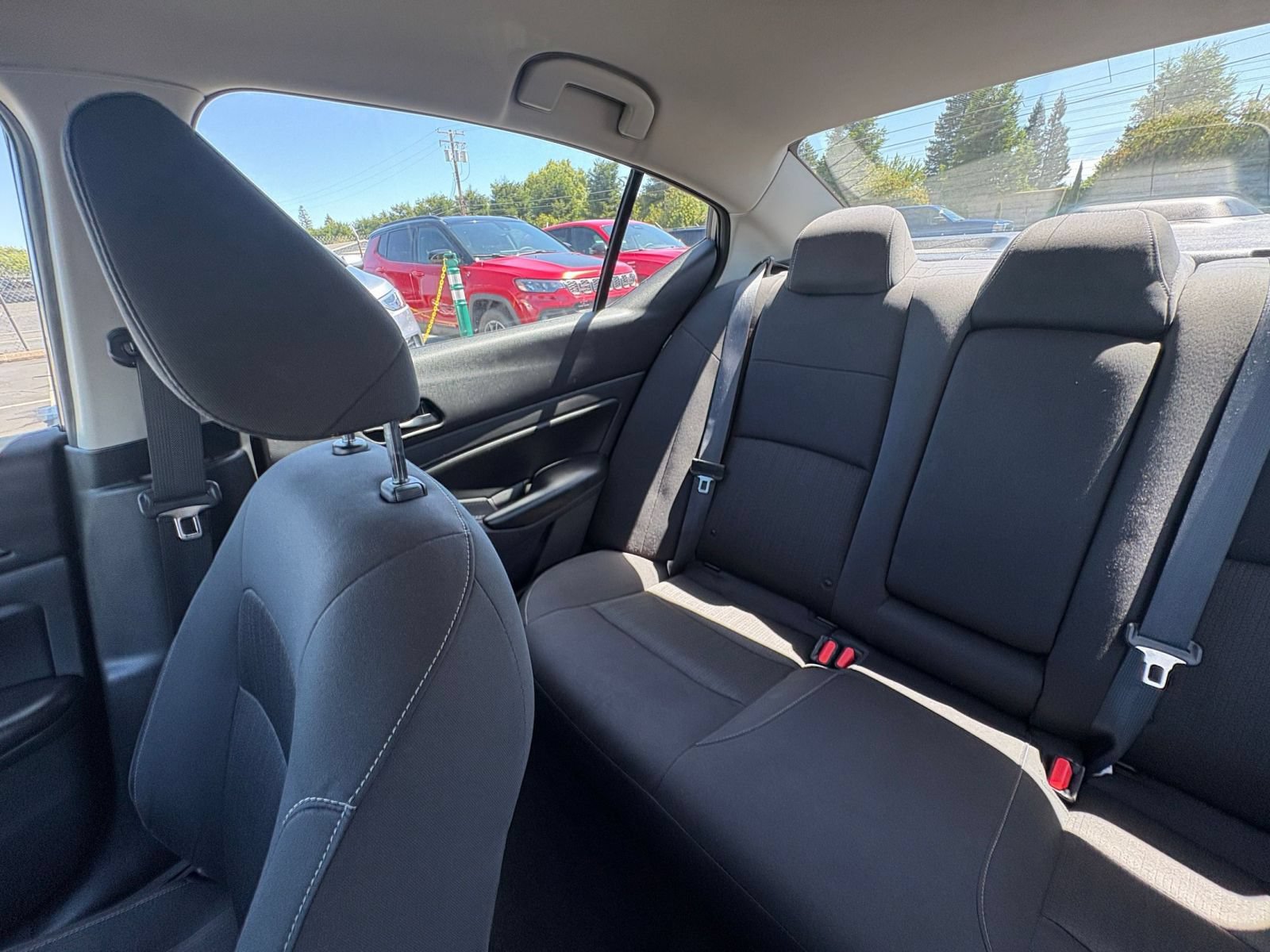 Used 2023 Nissan Altima 2.5 S FWD image 38