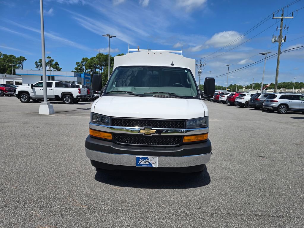 New 2025 Chevrolet Express 3500 w/ Power Convenience Package RWD image 8
