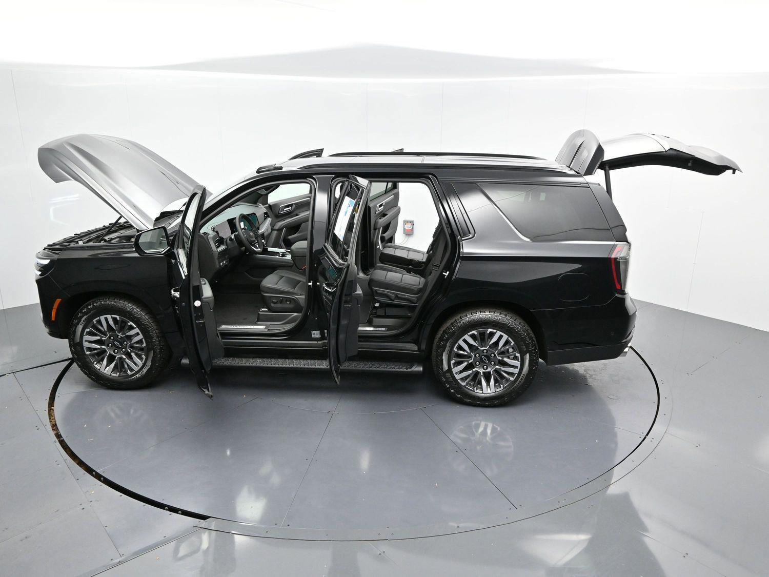 Used 2025 Chevrolet Tahoe Z71 w/ Z71 Off-Road Package image 49