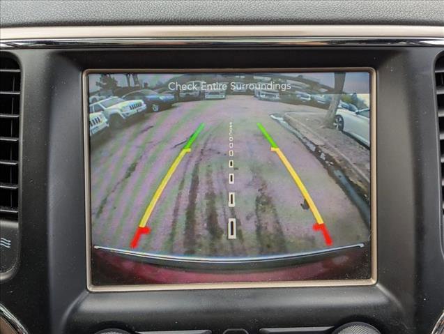 Used 2015 Jeep Grand Cherokee Overland w/ Advanced Technology Group AWD/4WD image 14