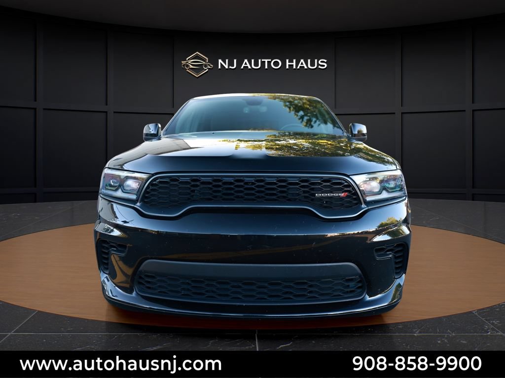 Used 2023 Dodge Durango GT RWD image 3