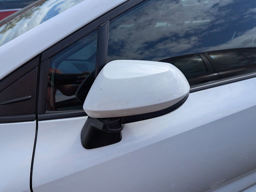 Used 2021 Toyota Corolla LE w/ LE Convenience Package image 4