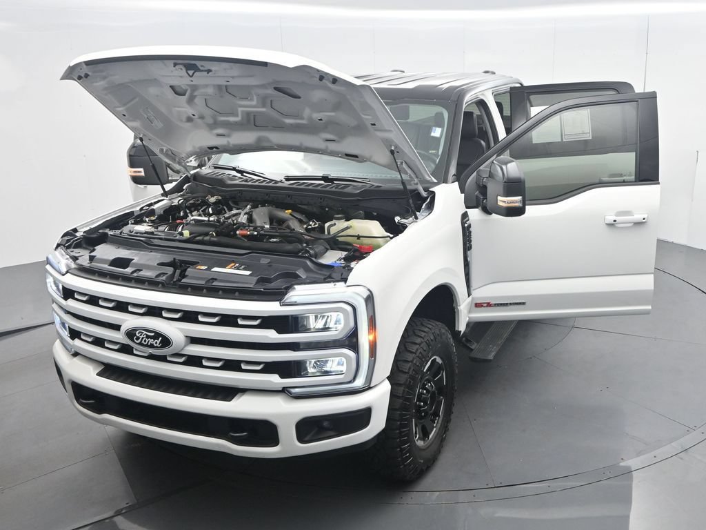 Used 2025 Ford F250 Lariat w/ Tremor Off-Road Package AWD/4WD image 53