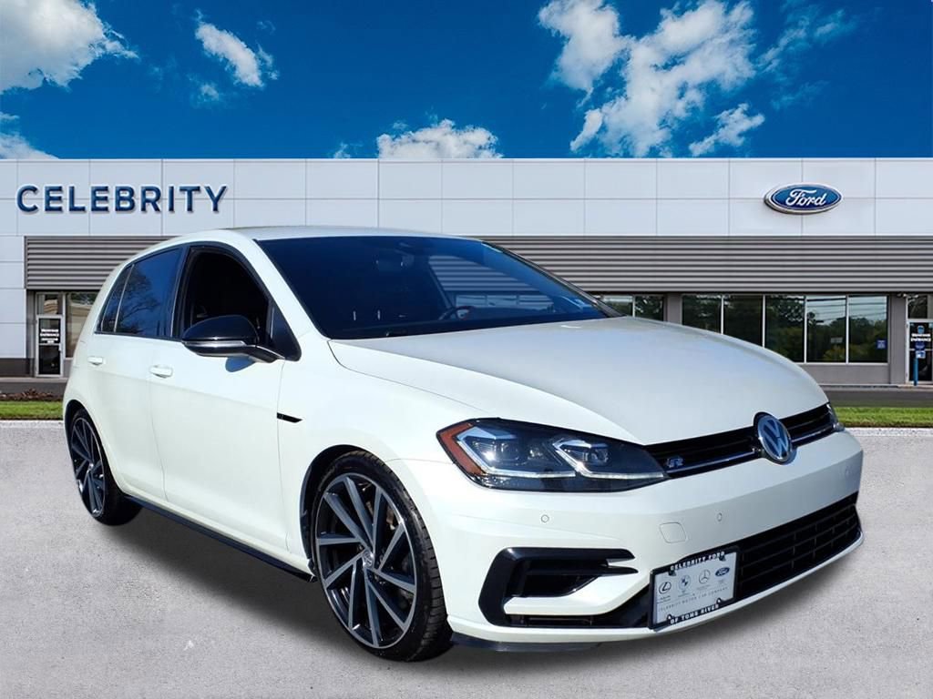 Used 2018 Volkswagen Golf R 4-Door image 1