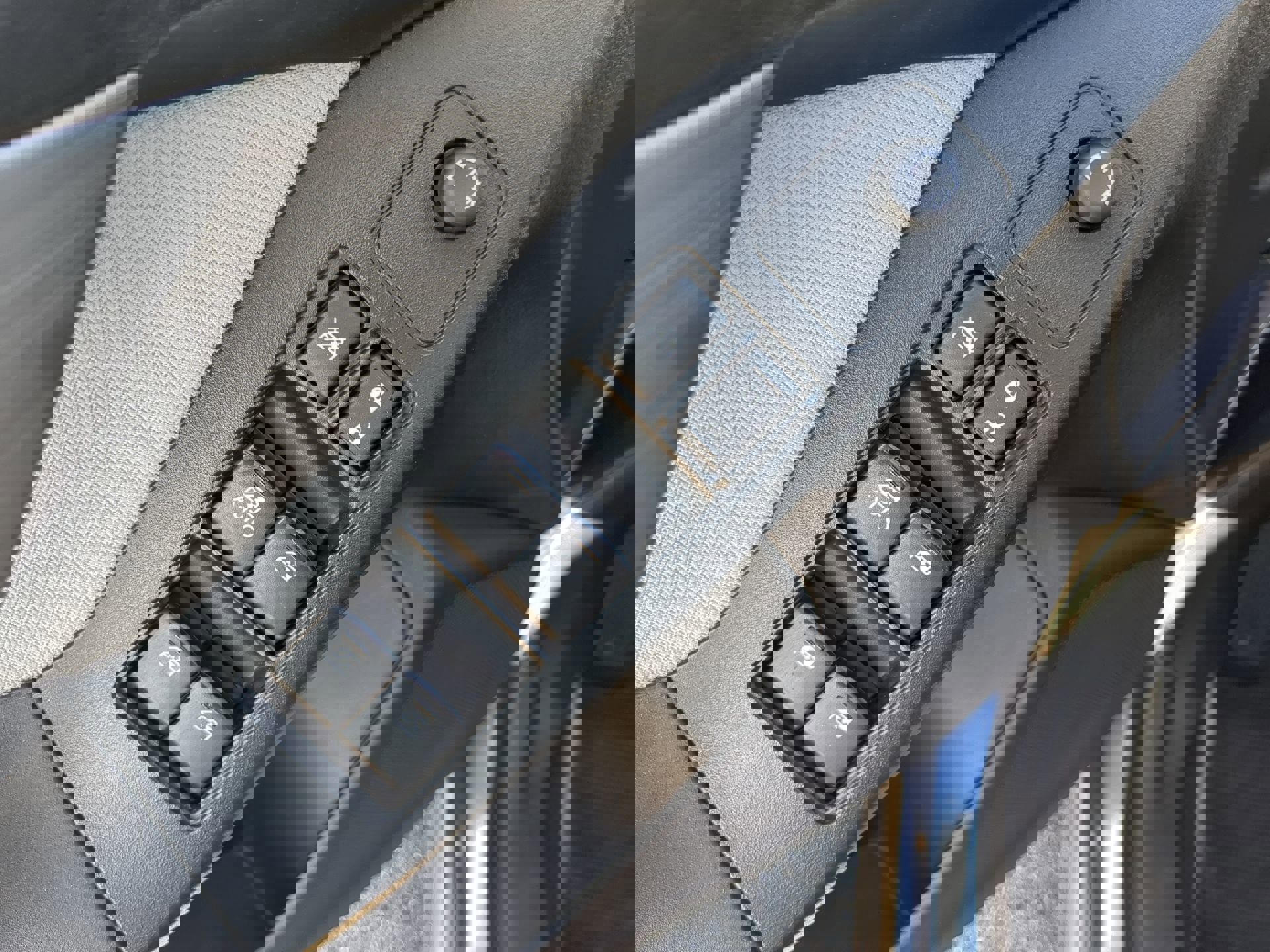 Used 2016 Subaru Forester 2.5i w/ Alloy Wheel Package image 18