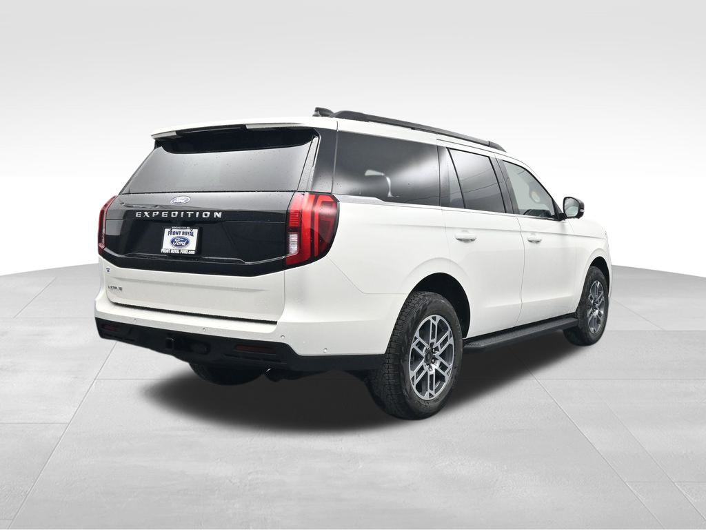 New 2025 Ford Expedition Active image 7
