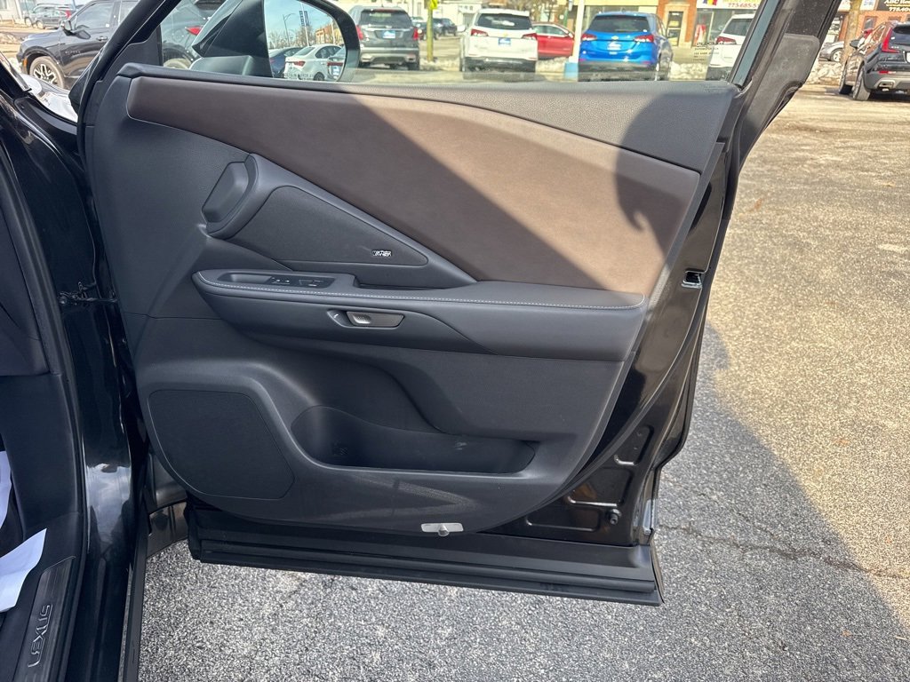 Used 2024 Lexus TX 350 AWD image 9