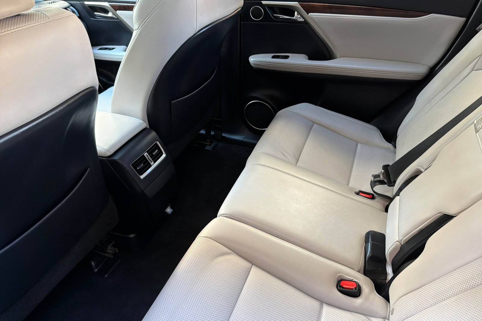 Used 2020 Lexus RX 350 FWD w/ Premium Package image 12