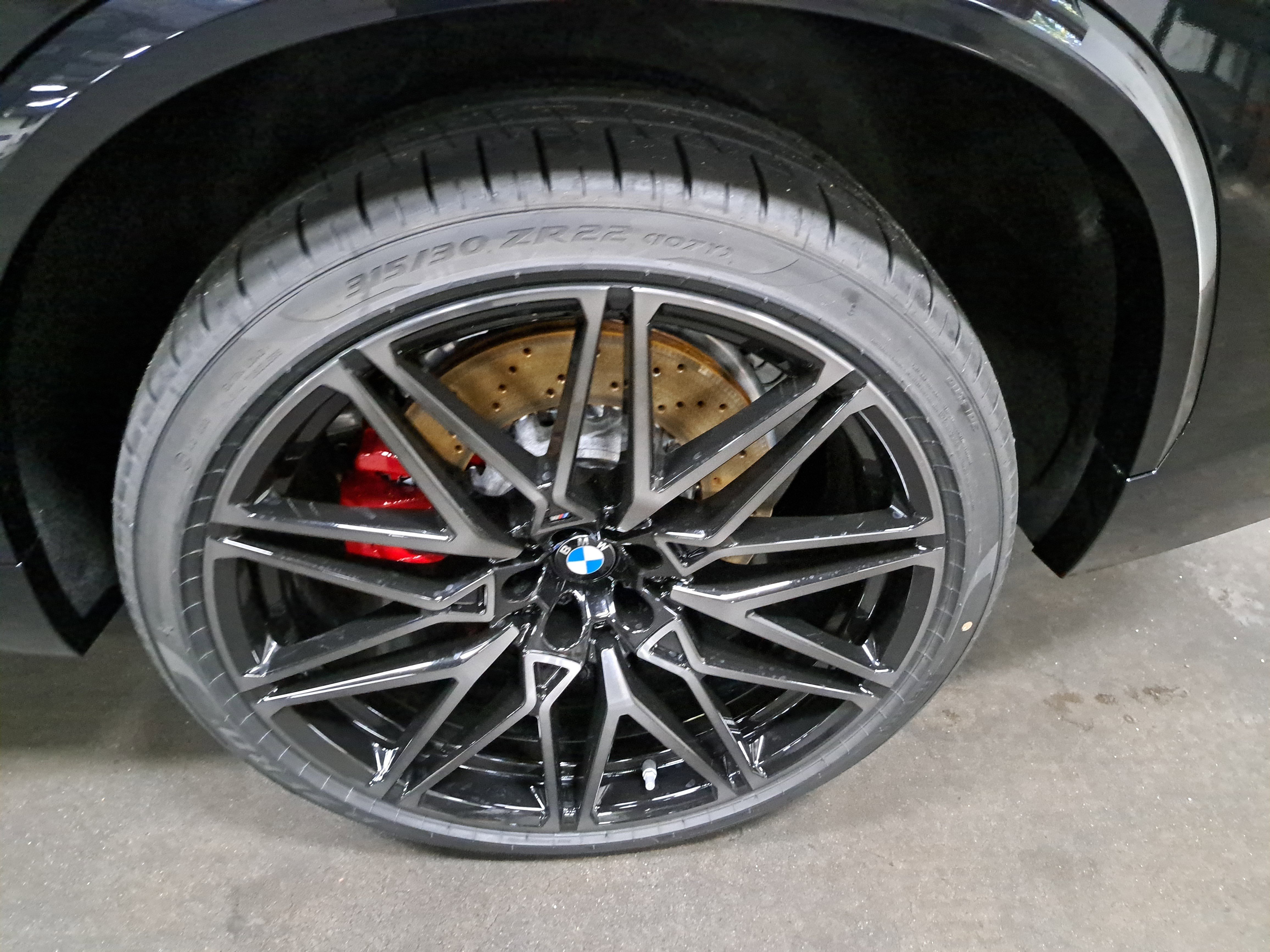 New 2026 BMW X5 M Competition w/ Executive Package image 36
