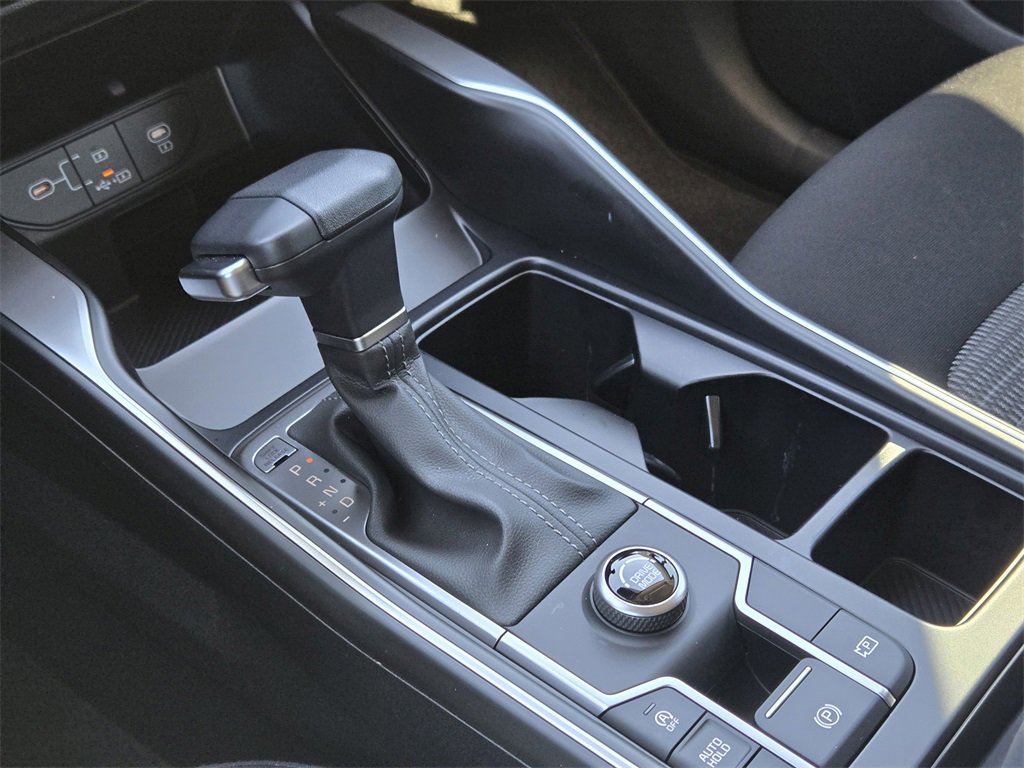 New 2025 Kia Sorento LX image 17