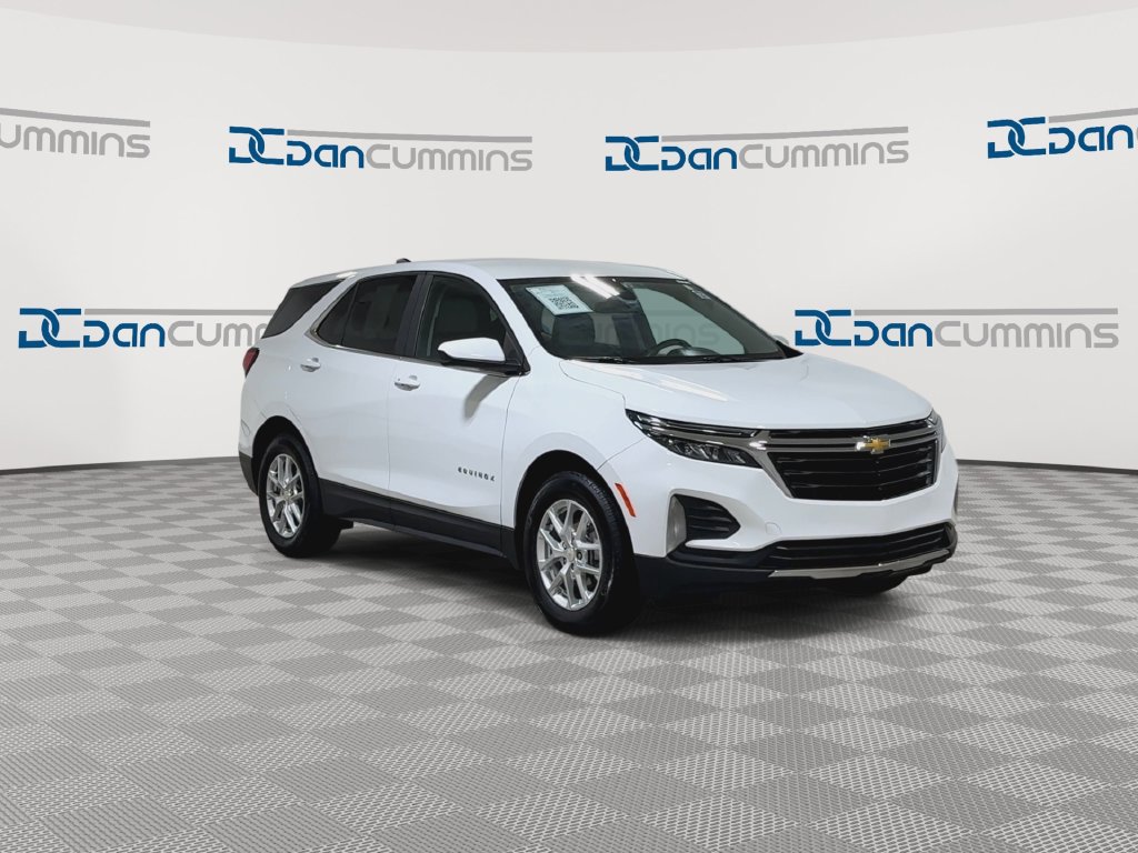 Used 2023 Chevrolet Equinox LT w/ LPO, Floor Liner Package FWD image 2