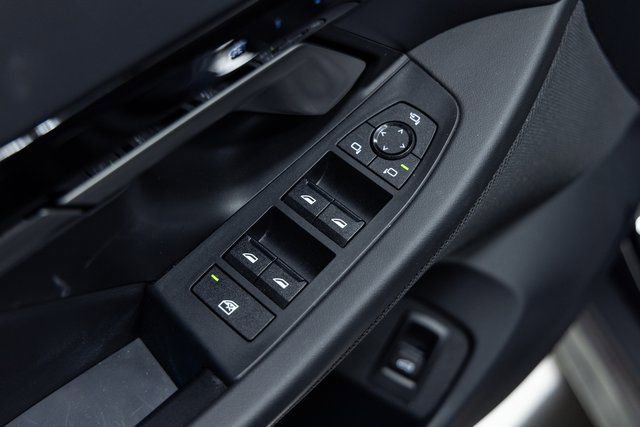 Certified 2025 BMW 530i 530i image 12