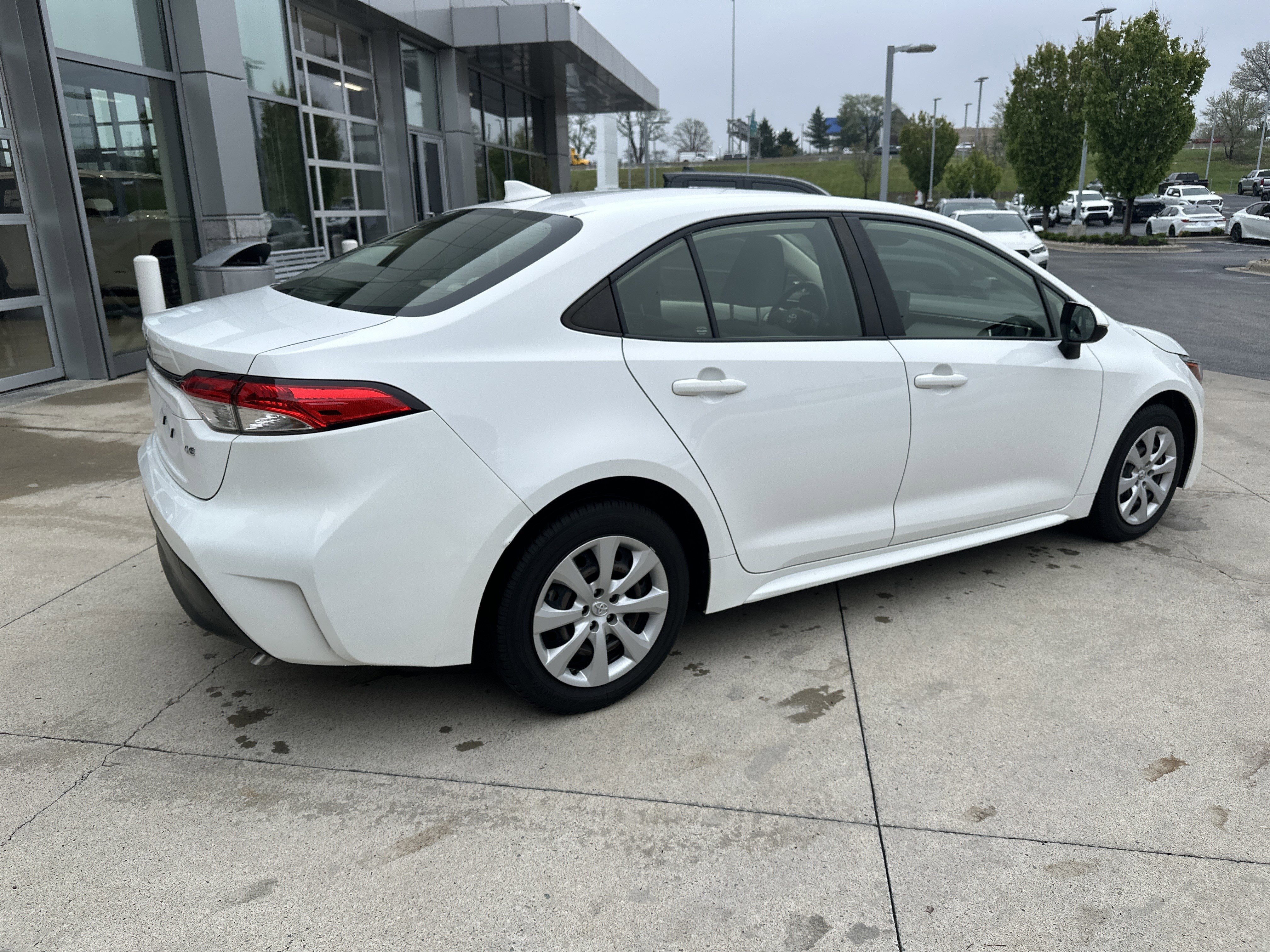 Used 2023 Toyota Corolla LE FWD image 6