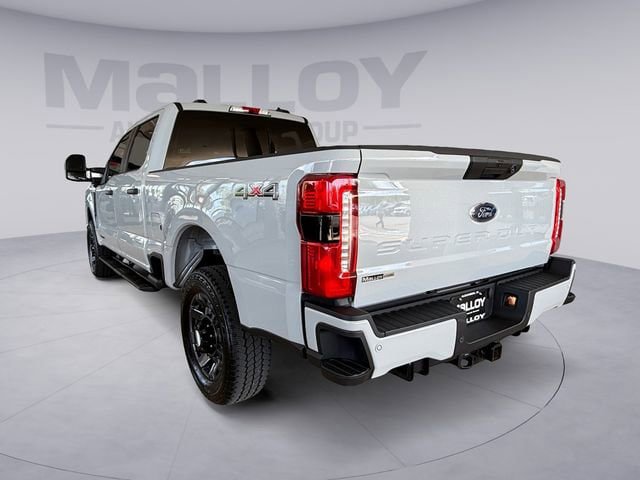 Used 2025 Ford F250 XL w/ STX Appearance Package AWD/4WD image 3