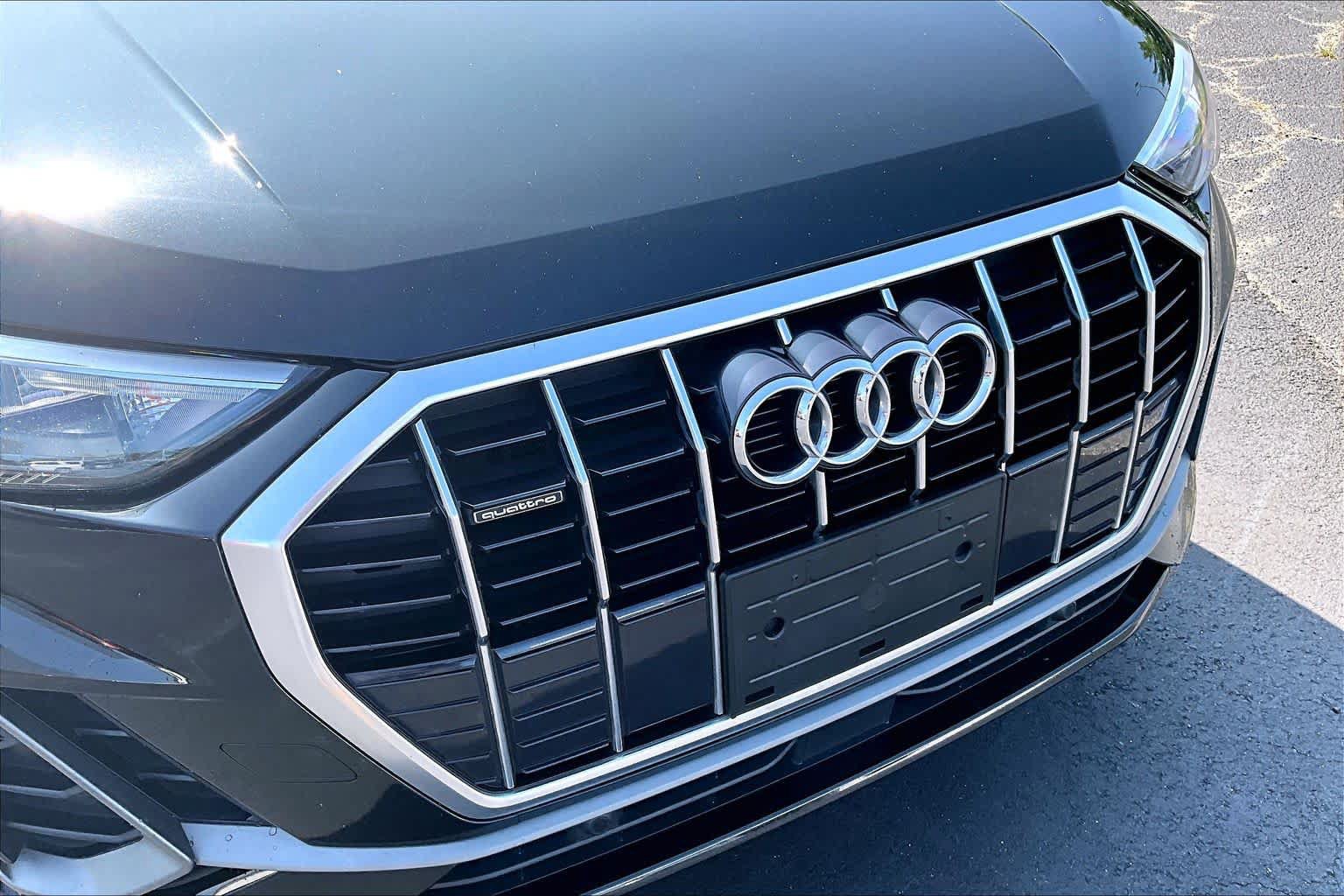 Used 2020 Audi Q3 2.0T Premium w/ Convenience Package AWD/4WD image 29