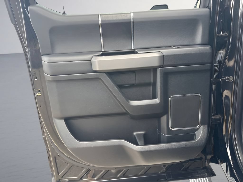 Used 2018 Ford F350 Platinum w/ Platinum Ultimate Package AWD/4WD image 31
