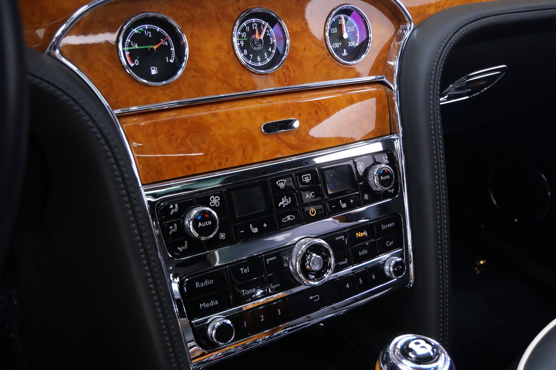 Used 2013 Bentley Mulsanne RWD image 29