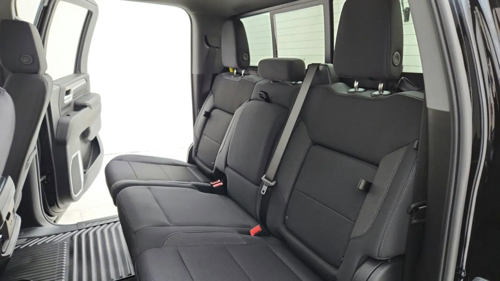 Used 2025 Chevrolet Silverado 2500 LT w/ All Star Edition image 40