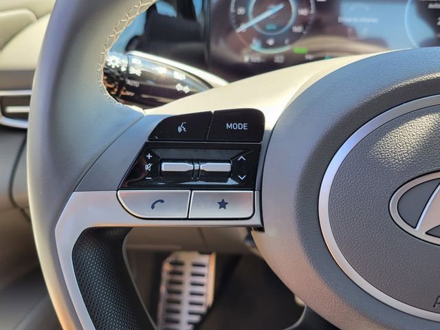 Certified 2025 Hyundai Elantra SEL image 5