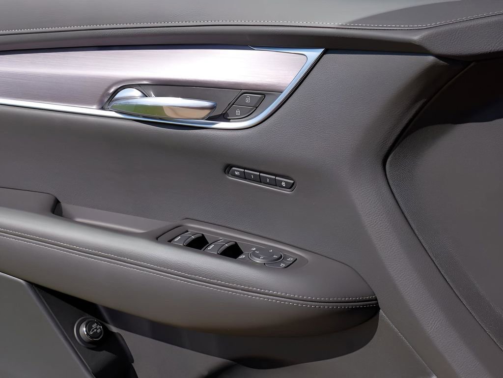 New 2025 Cadillac XT6 Luxury image 20
