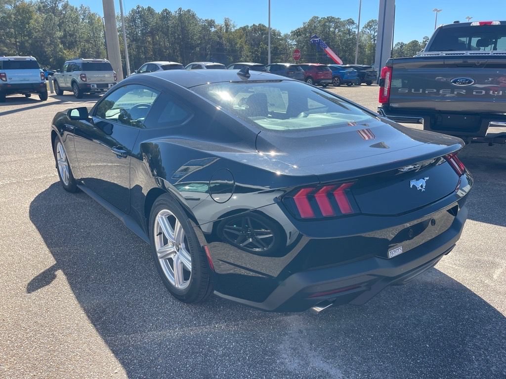 New 2026 Ford Mustang Coupe RWD image 9