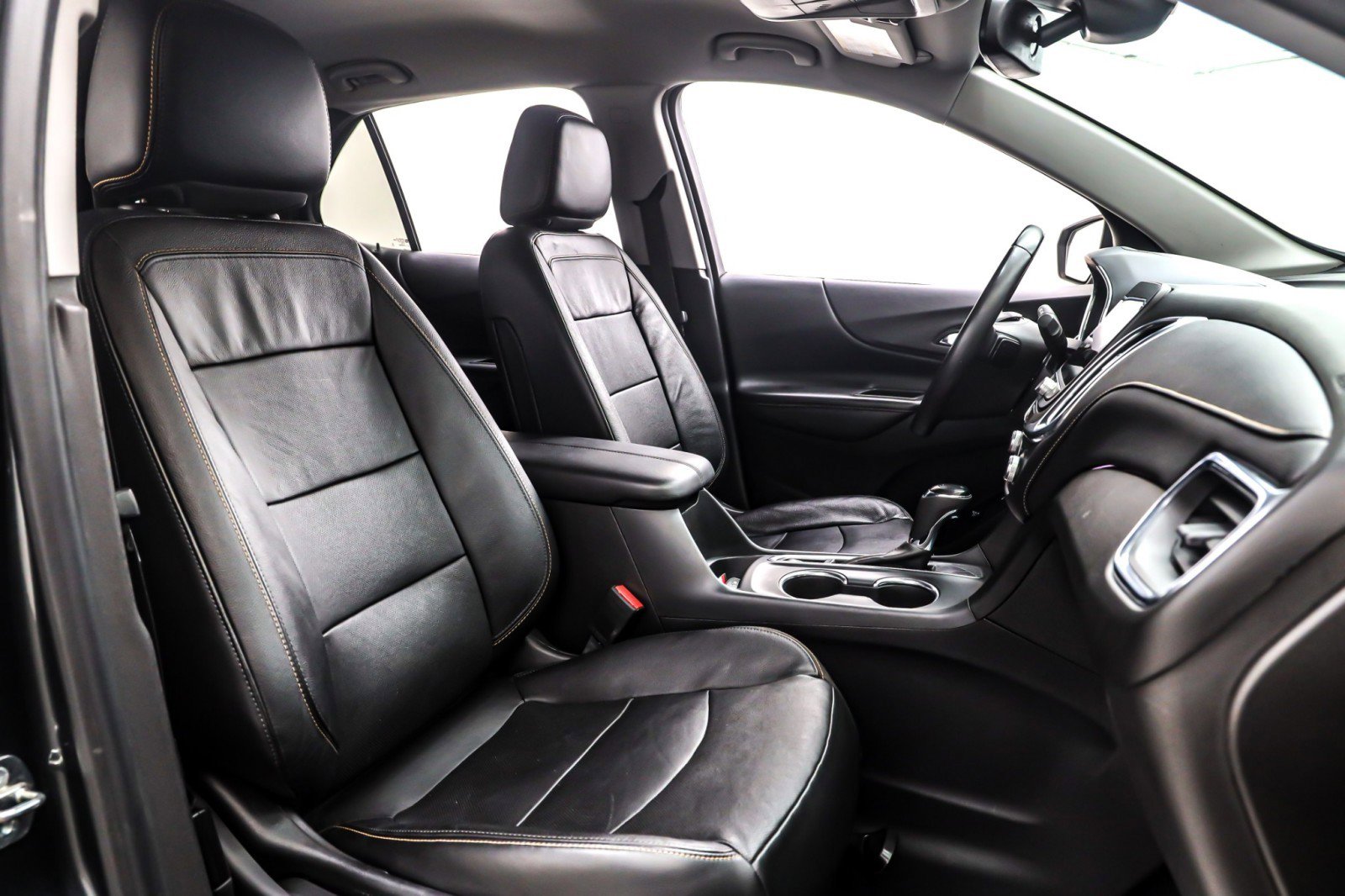 Used 2020 Chevrolet Equinox Premier image 6