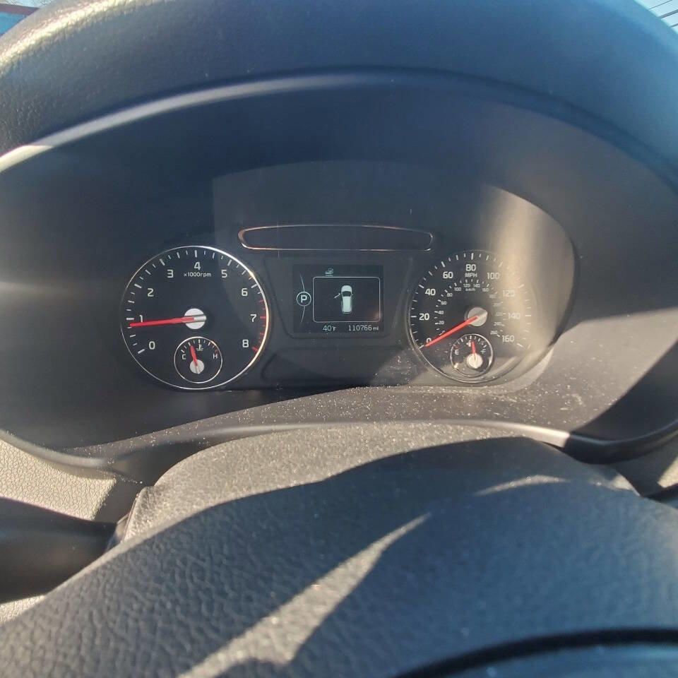 Used 2016 Kia Sorento AWD image 17