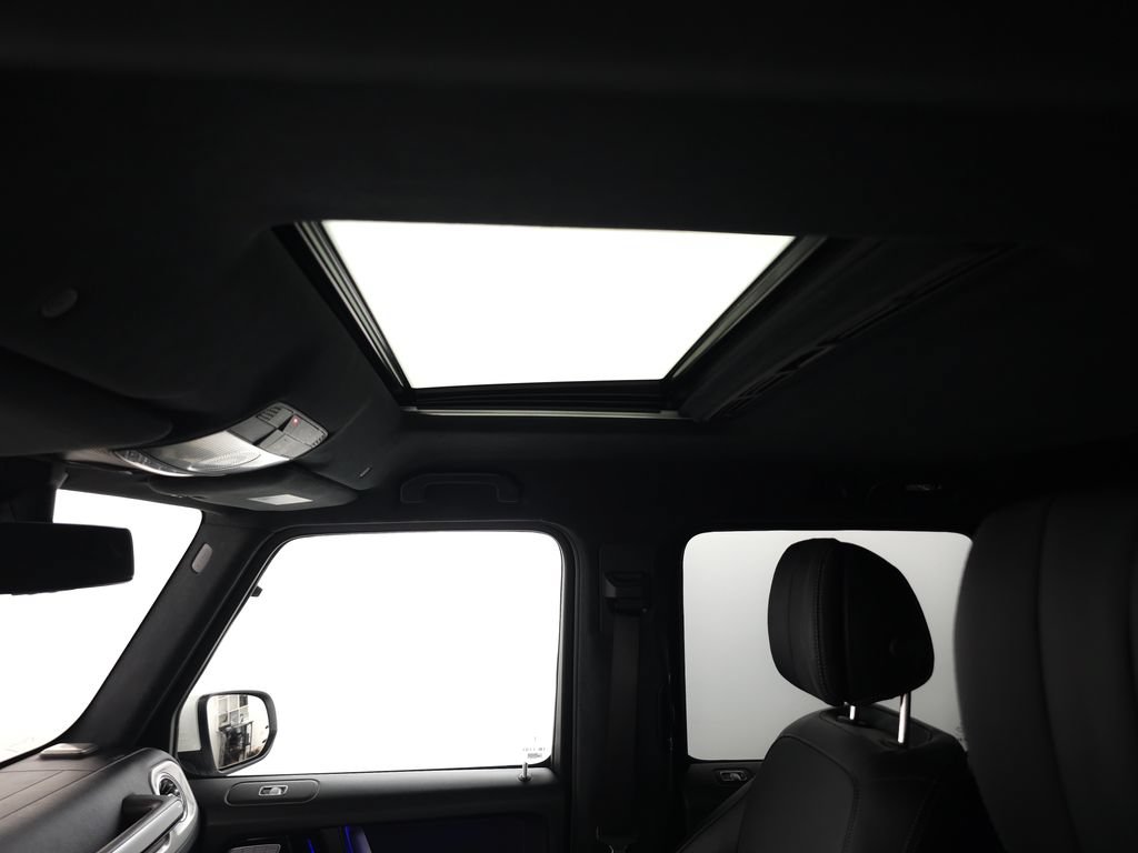 Certified 2022 Mercedes-Benz G 550 w/ Exclusive Interior Package image 21