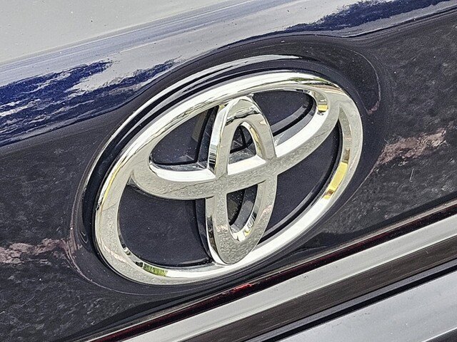 Certified 2024 Toyota Corolla LE FWD image 30