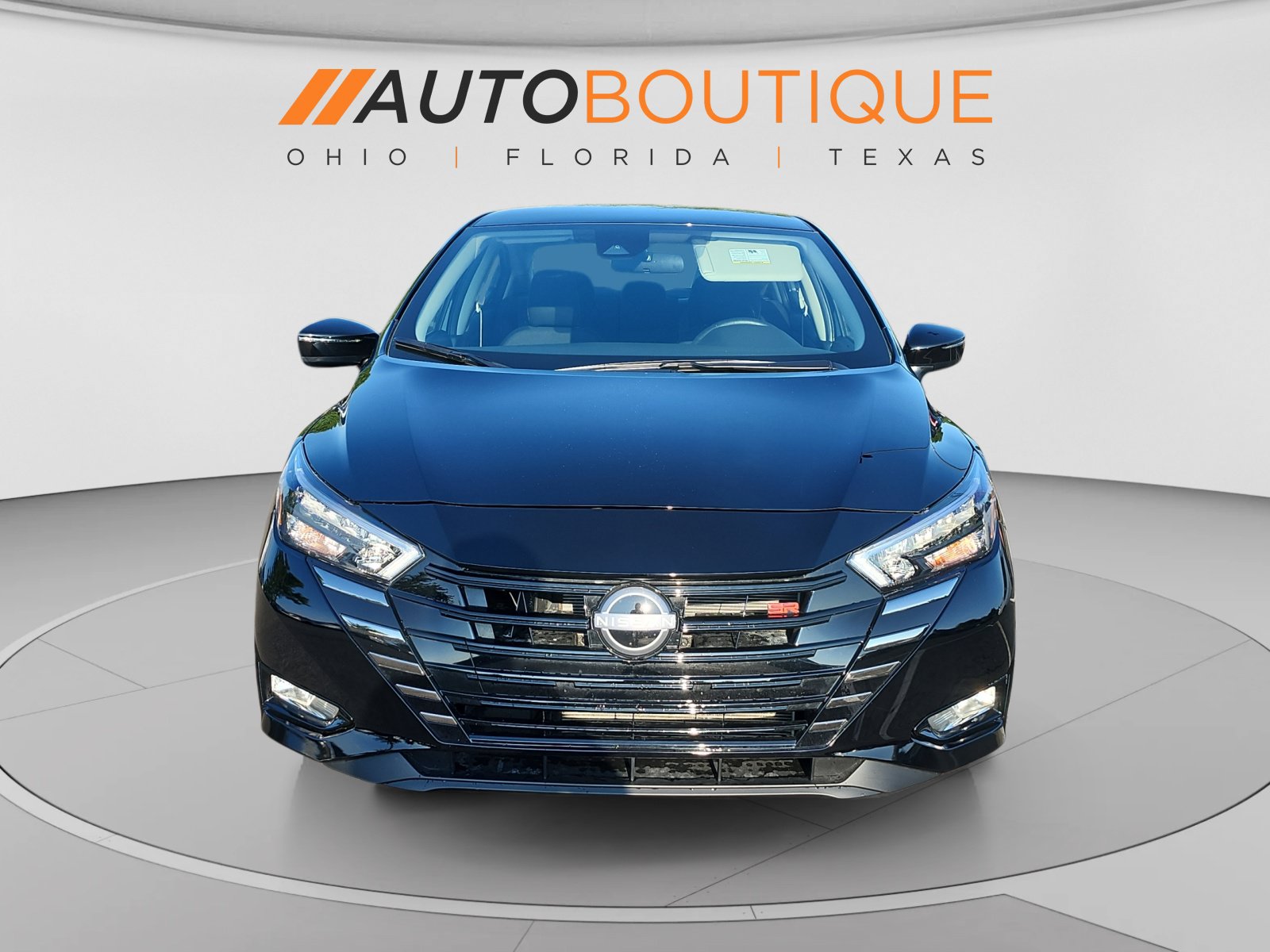 Used 2025 Nissan Versa SR w/ Trunk Package FWD image 8