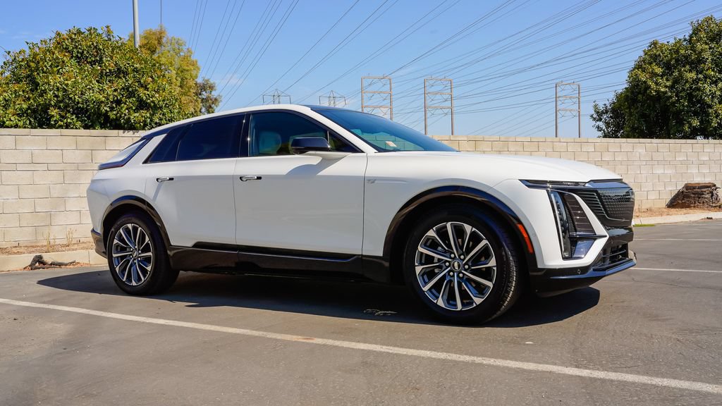 Certified 2024 Cadillac Lyriq Sport RWD image 6