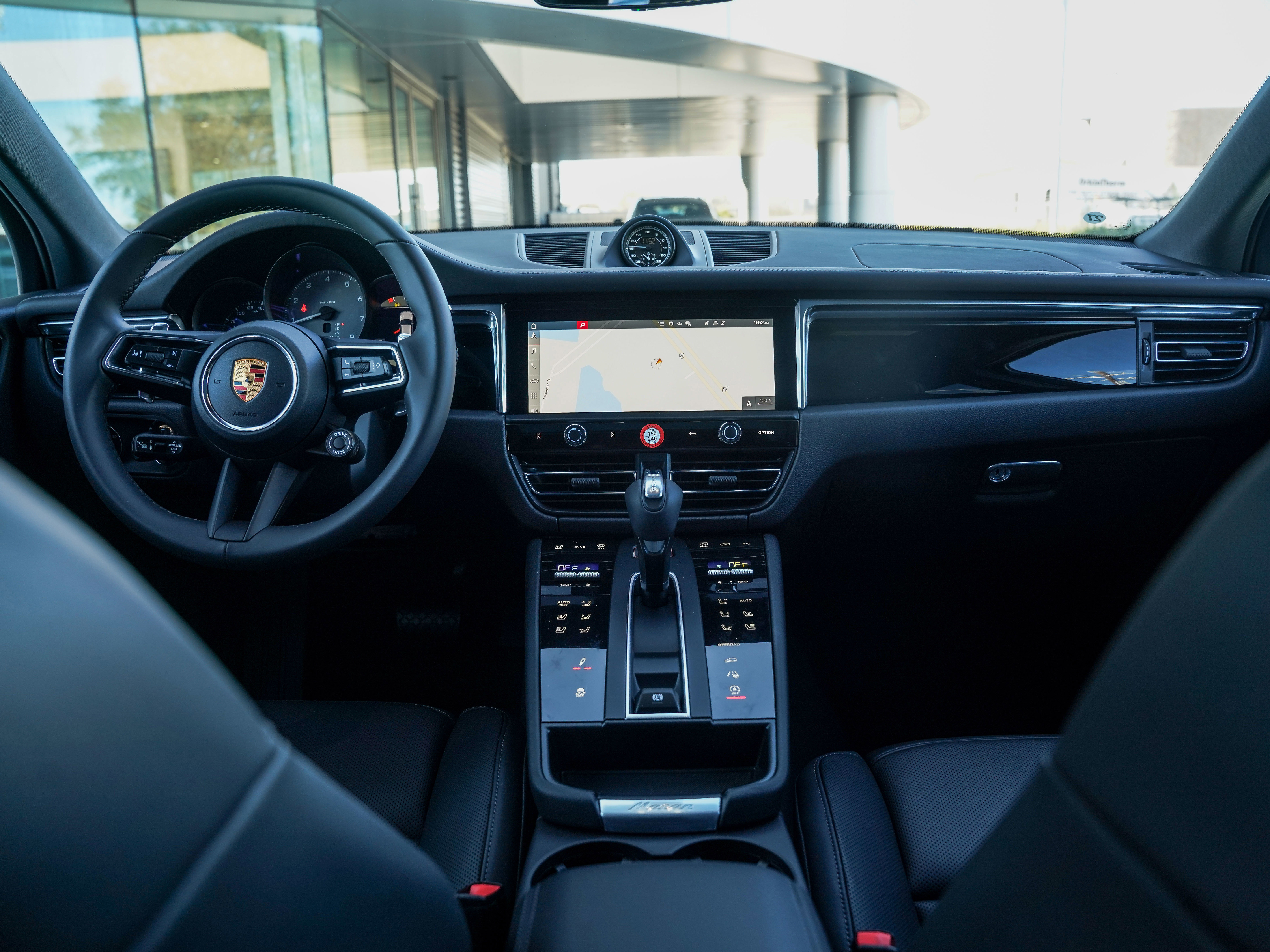 New 2026 Porsche Macan S image 25