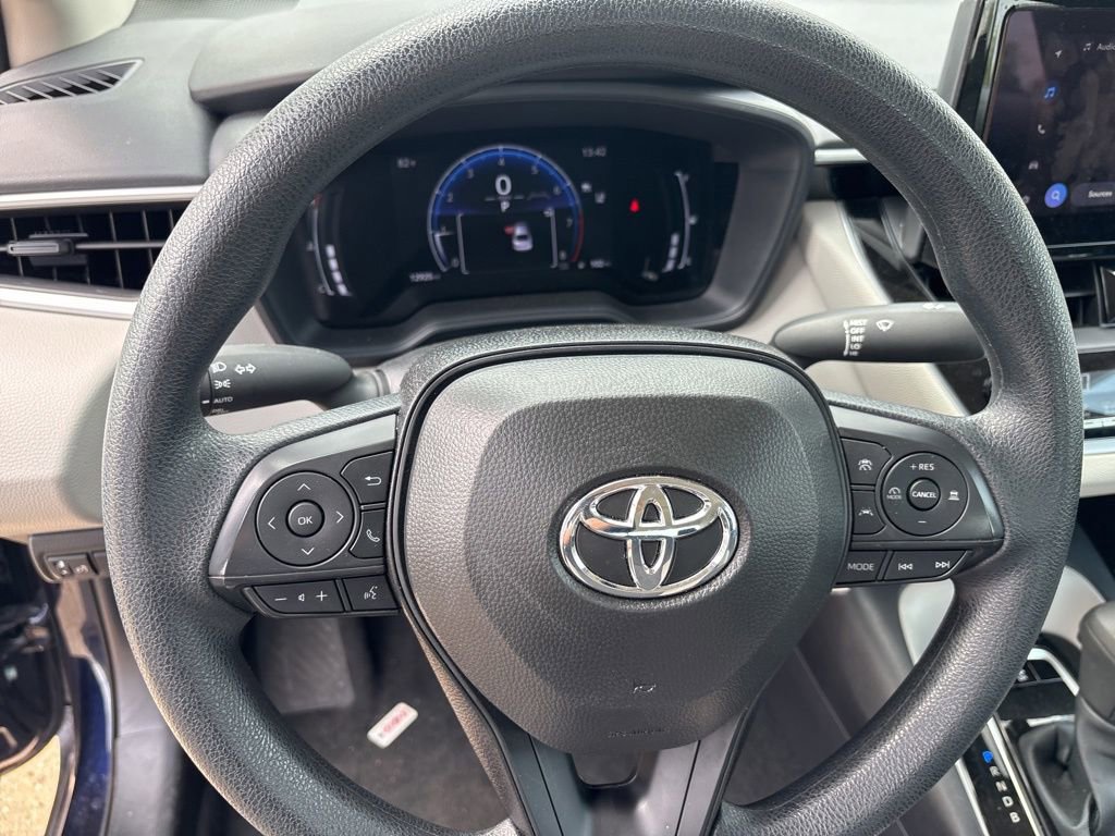 Used 2026 Toyota Corolla LE FWD image 15