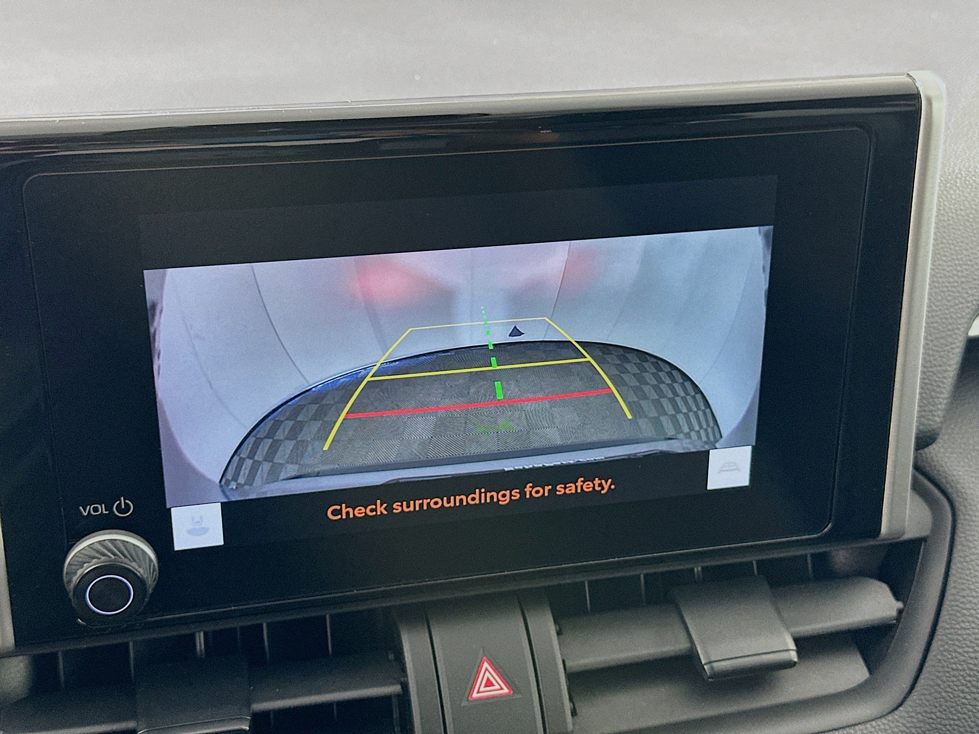 Used 2025 Toyota RAV4 XLE FWD image 23